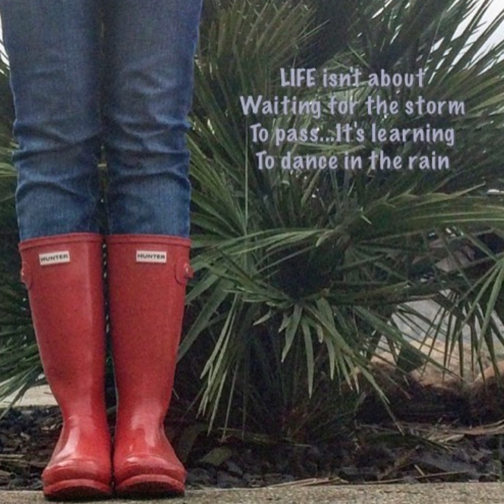 Hunter red rubber rain boots 5 - Picture 5 of 8